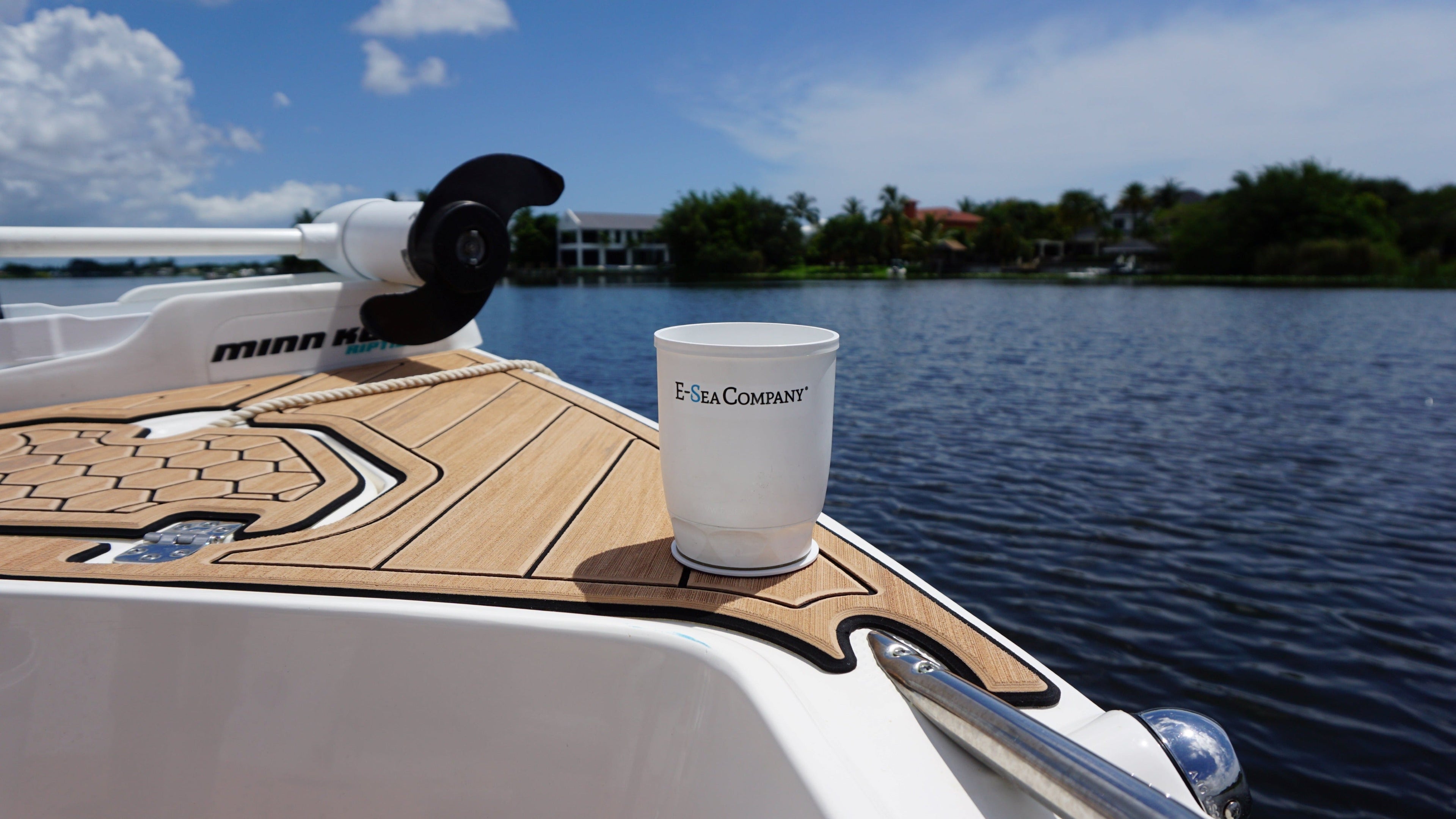 E-Sea Cup Original-Suction Mounted Cup Holder-White